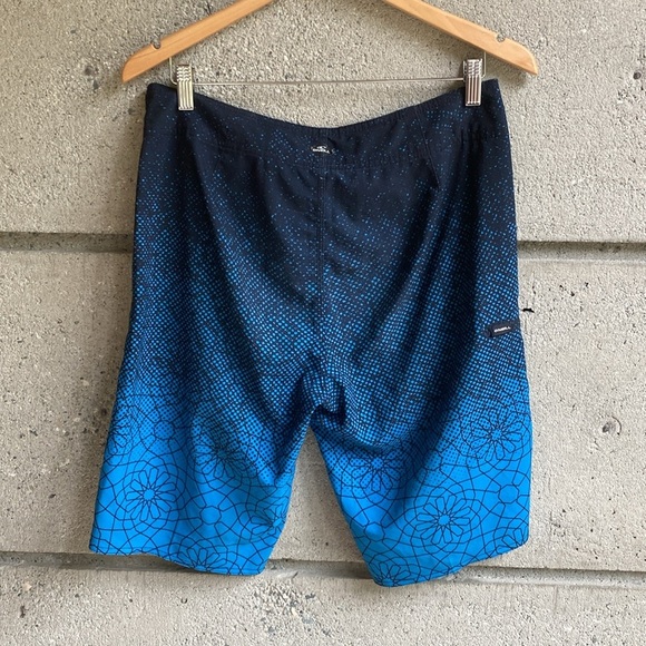 O’Neill Boardies - Picture 6 of 9